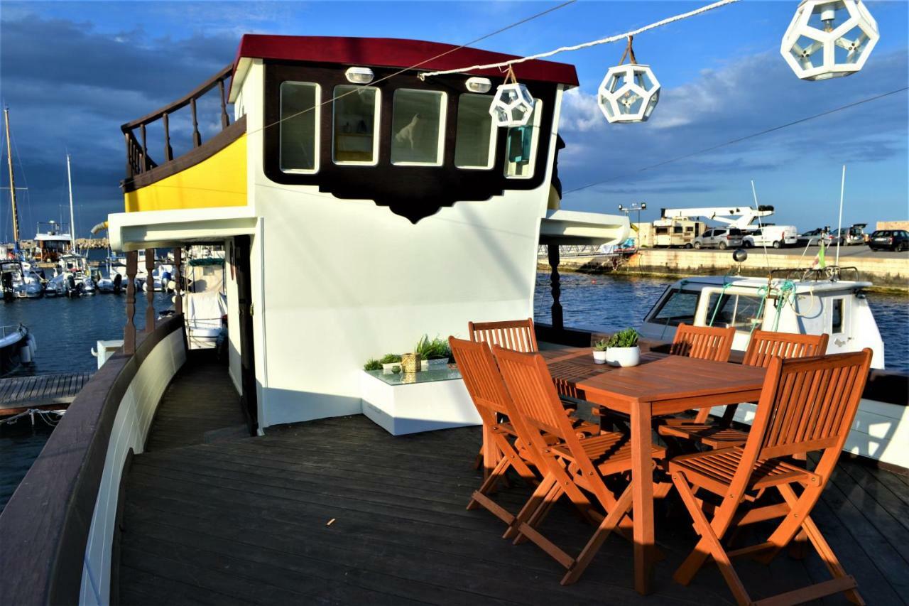 فندق Pillirina House-Boat مارزاميمي المظهر الخارجي الصورة
