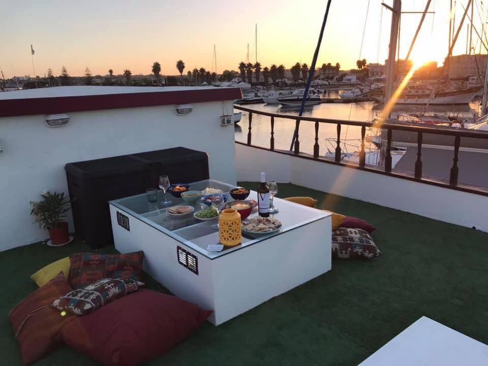 فندق Pillirina House-Boat مارزاميمي المظهر الخارجي الصورة